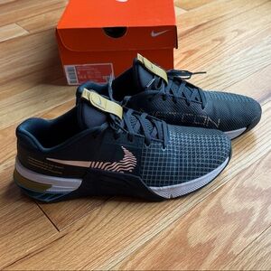 Nike Metcon Teal and Peach Athletic Shoes